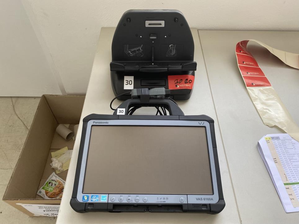 Metallbearbeitungsmaschinen und Arbeitsausrüstung (Sicherheitsschuhe)-1